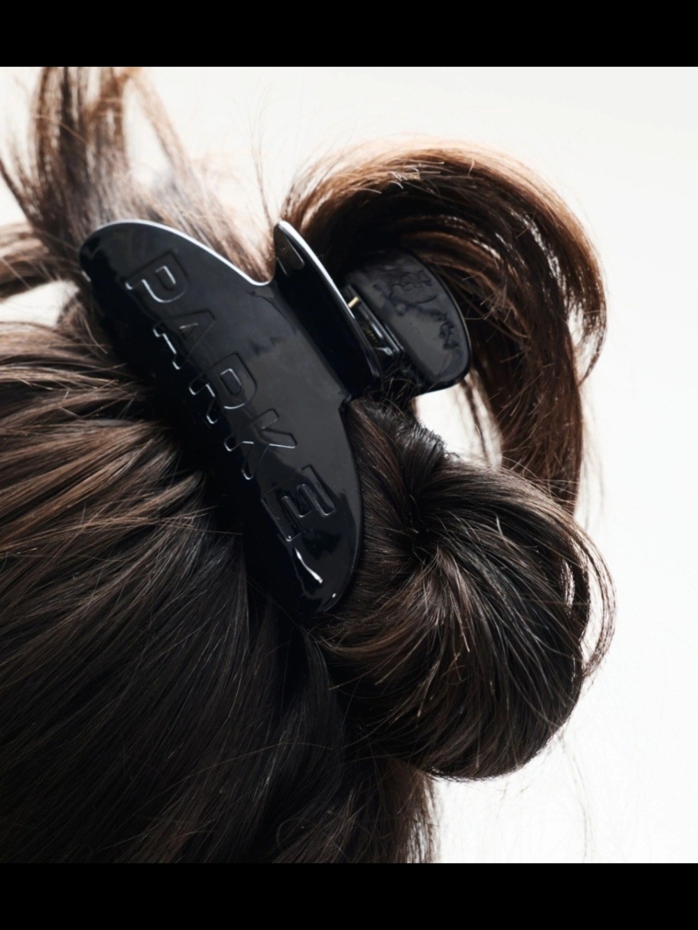 New Black PARKE Clawclip With Grey Pouch Sold Out